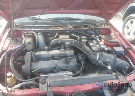 2000 Ford Escort Zx2 from USA, damaged, VIN 3FAKP1135YR255702